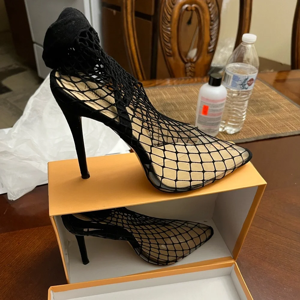 Black Fishnet Slingback Pointed Toe Heels - Picture 4 of 6